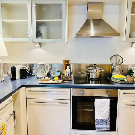 بيت للعطل Arch Retreat - هاروغايت
